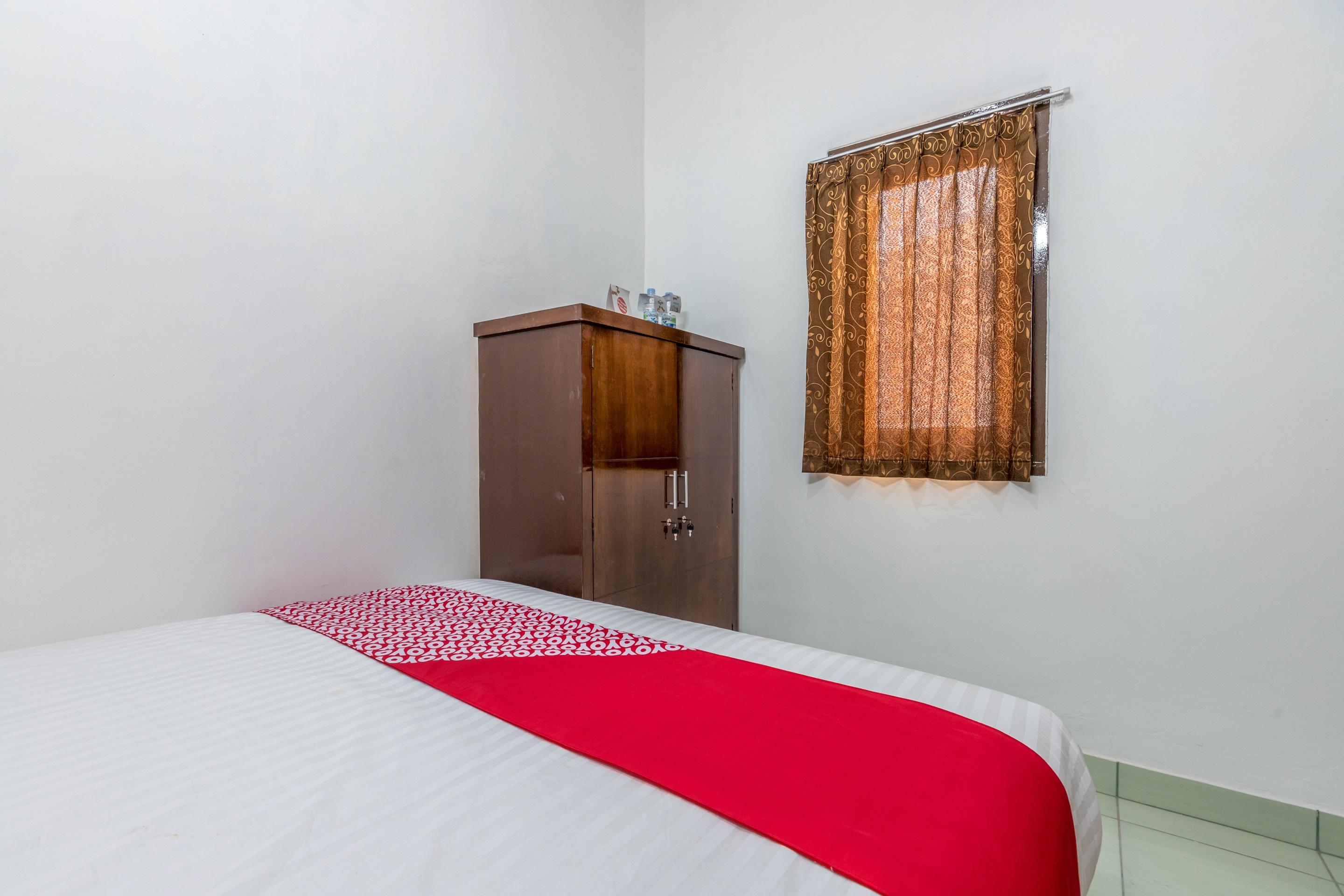 Super Oyo 1487 Residence Khoe Джакарта Екстериор снимка