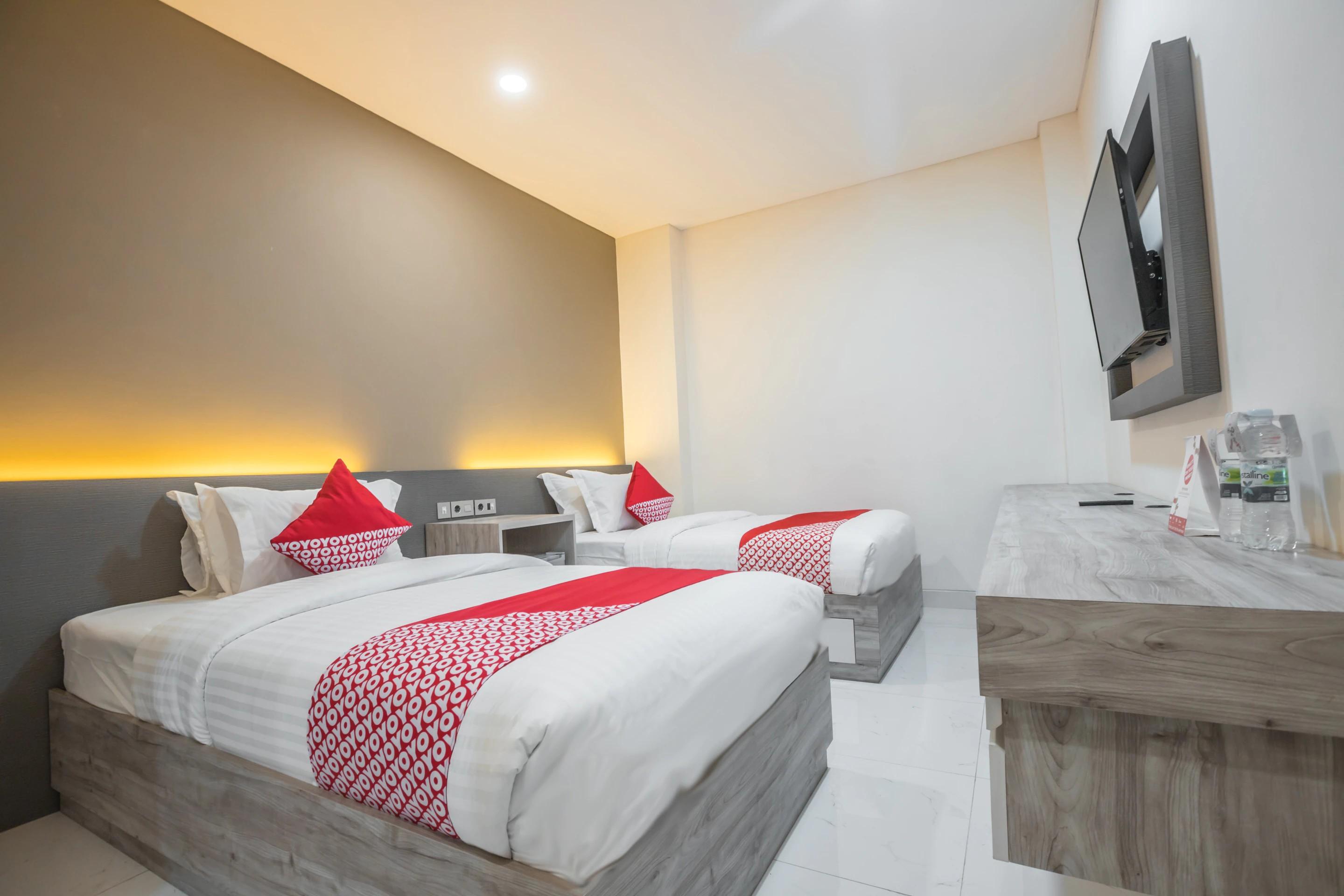 Super Oyo 1487 Residence Khoe Джакарта Екстериор снимка